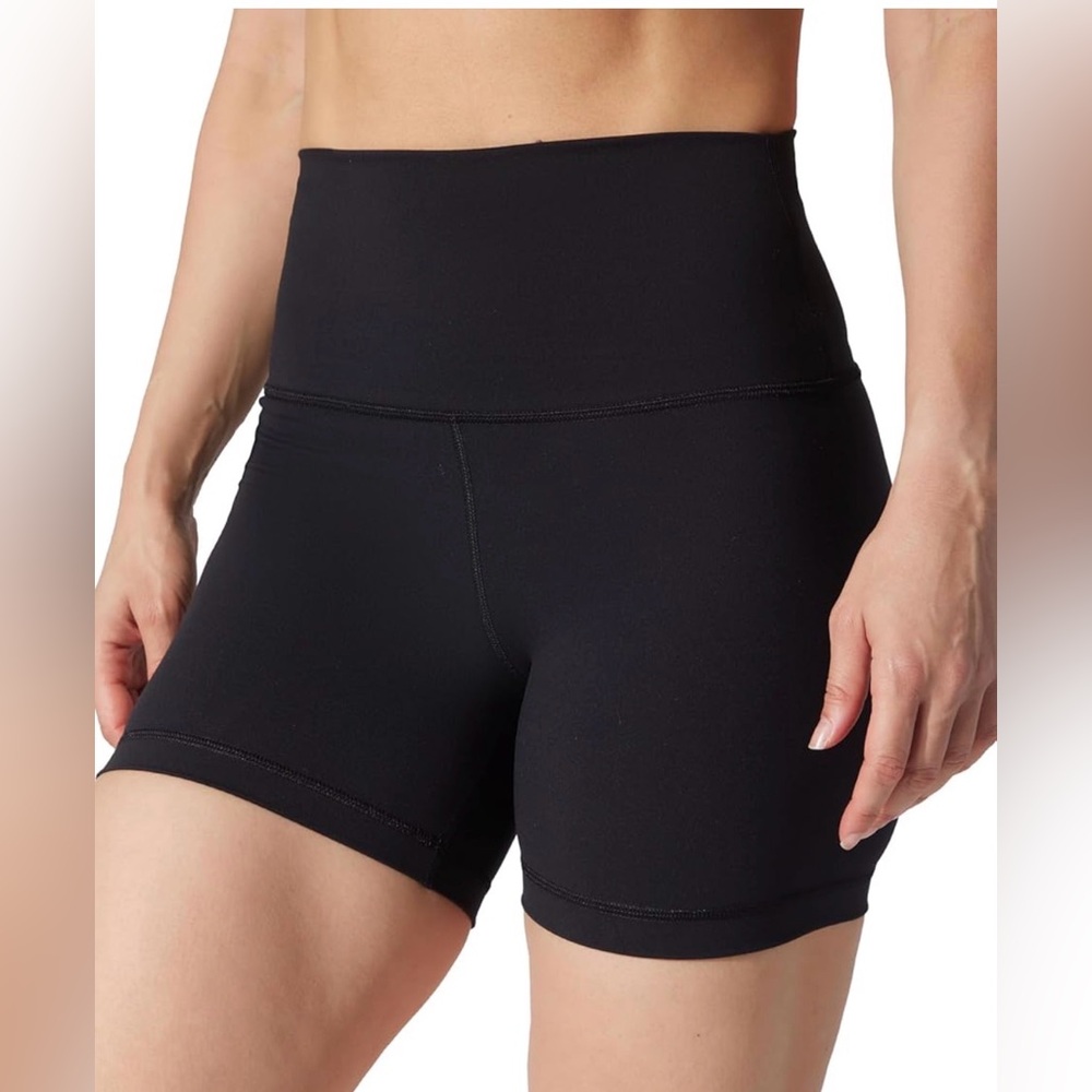 Yogalicious Lux Everyday 5”‎ Super Hi-Rise Shorts 🖤
